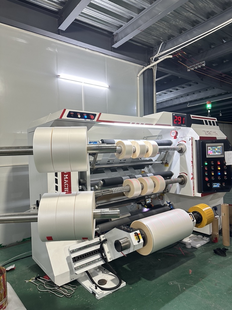 Slitting machine